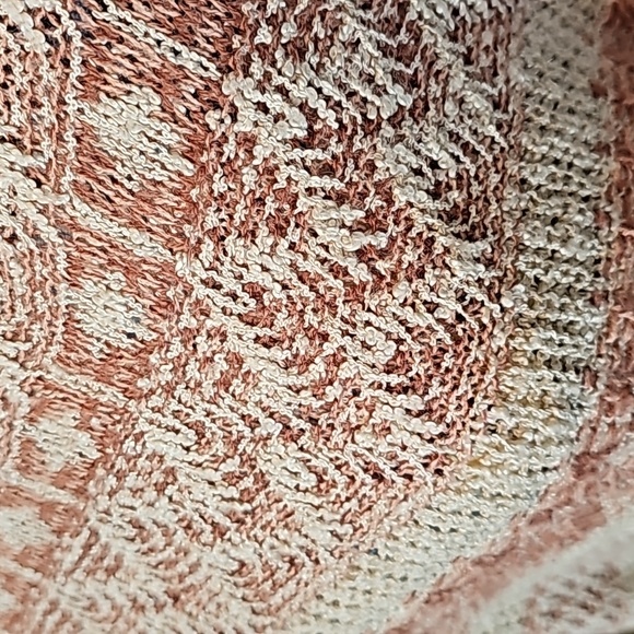 Knox rose large top - Picture 6 of 8